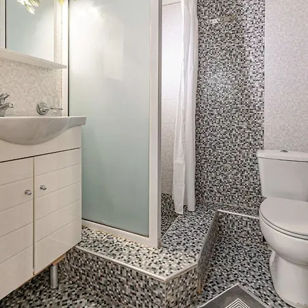 Knights Golden Loch - Rhodes Unique Getaway Dom wakacyjny *